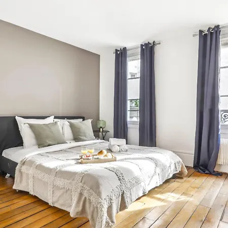 Appartamento Le Marais 1br Place Saint Parigi